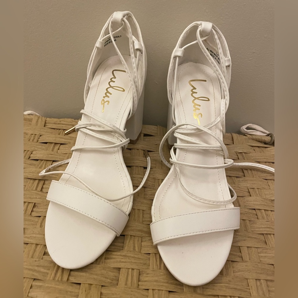 Lulu’s white block heel